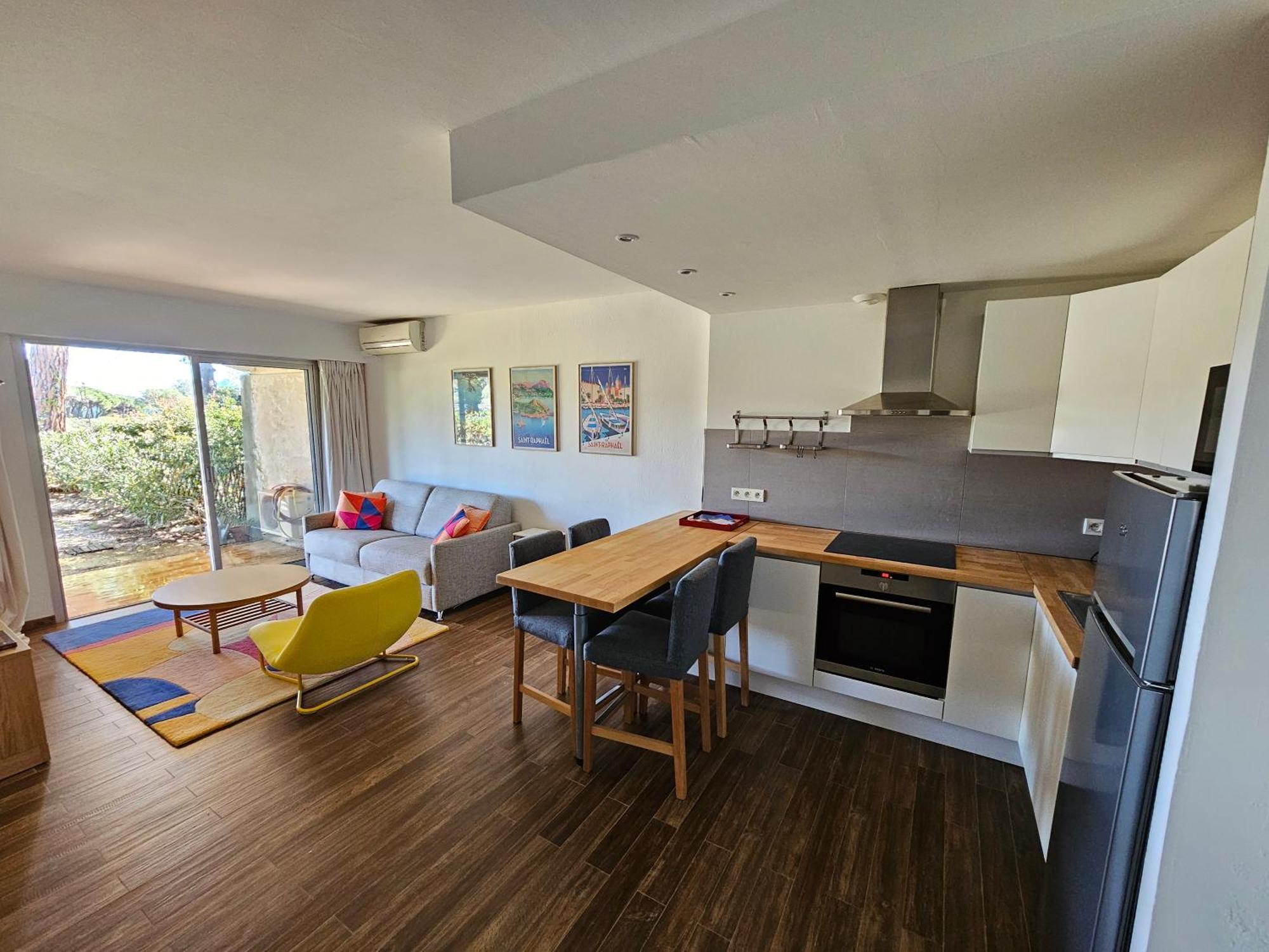 Appartement Golf De Valescure Avec Jardin Saint-Raphael  Luaran gambar